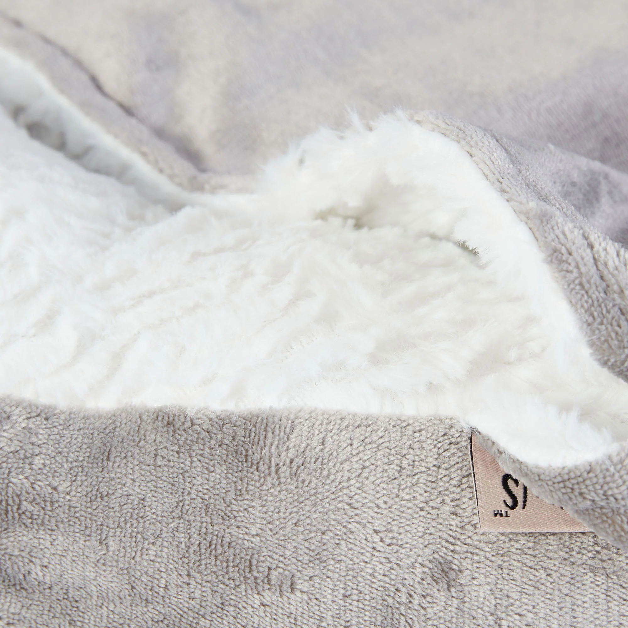 Dream Paws Cozy Hideaway Snuggle Pet Bed - Image 3