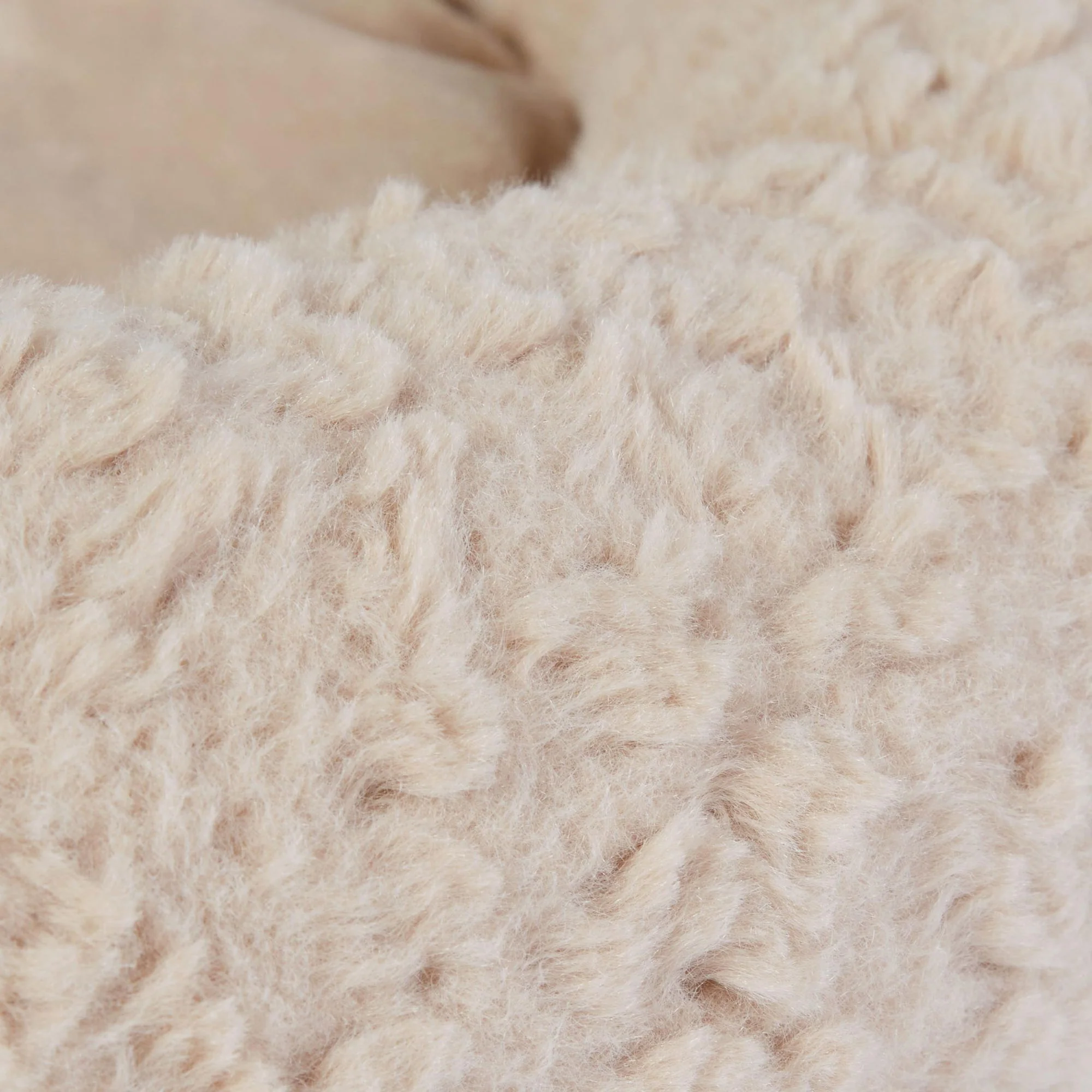 Dream Paws Hero Bed Medium - Image 4
