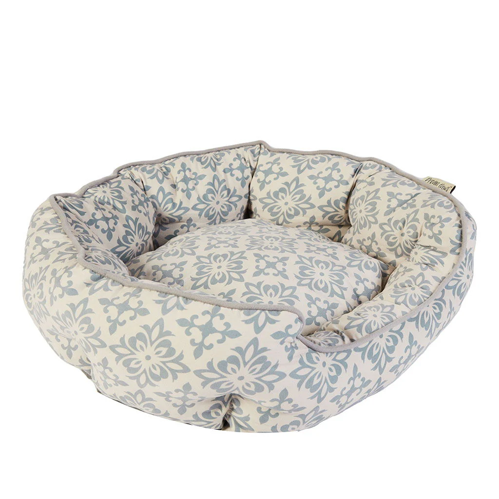 Dream Paws Scalloped Pet Bed Medium Grey - Image 2