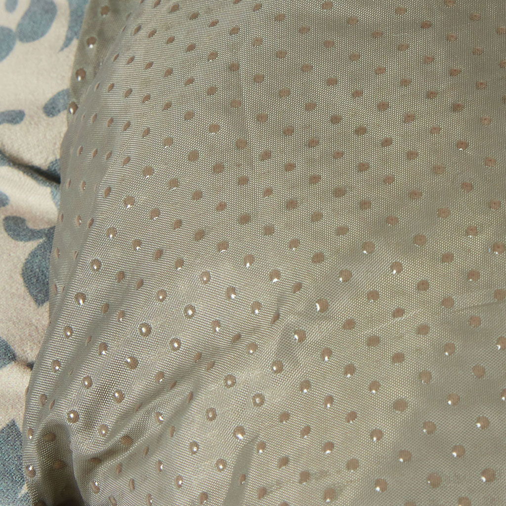 Dream Paws Scalloped Pet Bed Medium Grey - Image 5