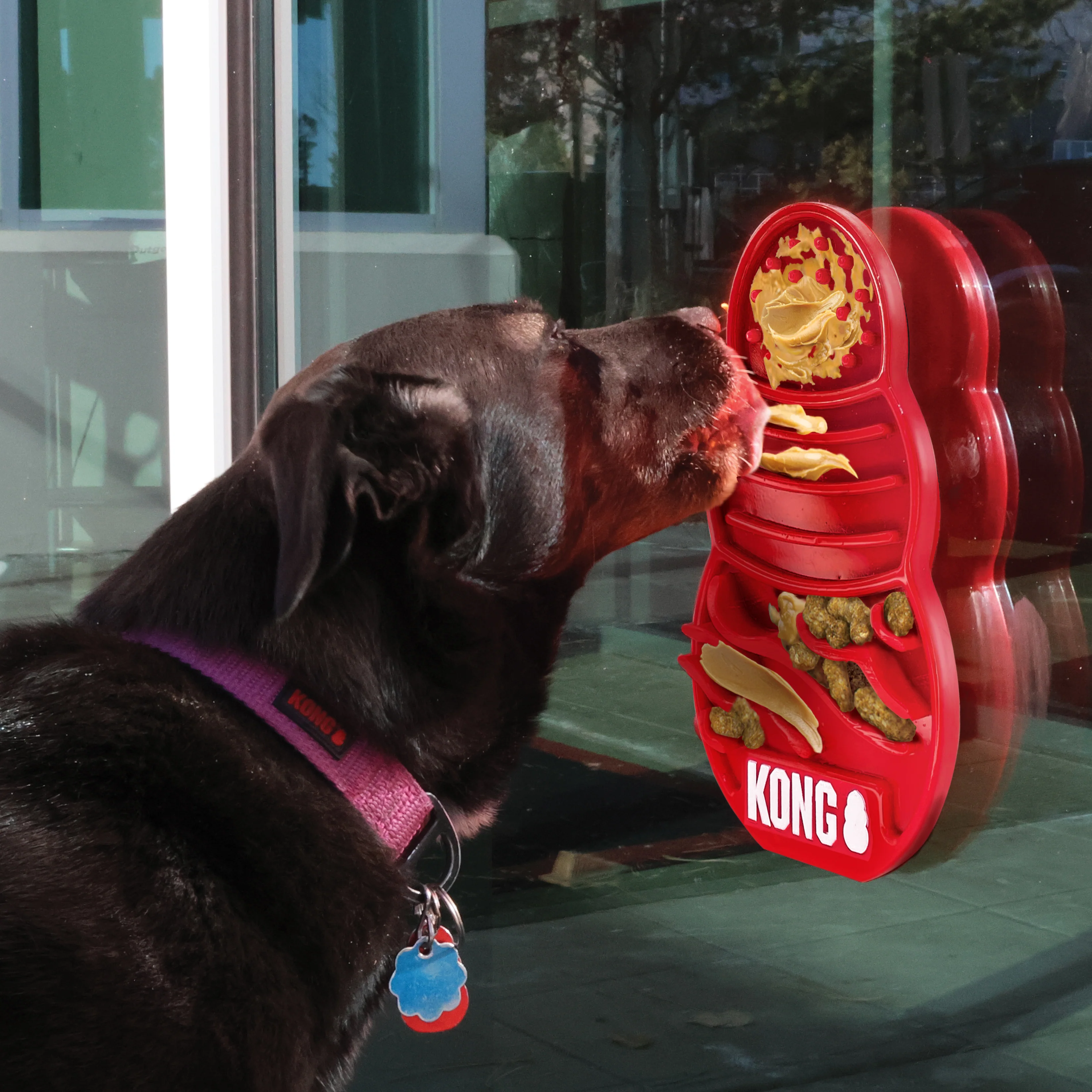 KONG Licks Extra Large - Image 4