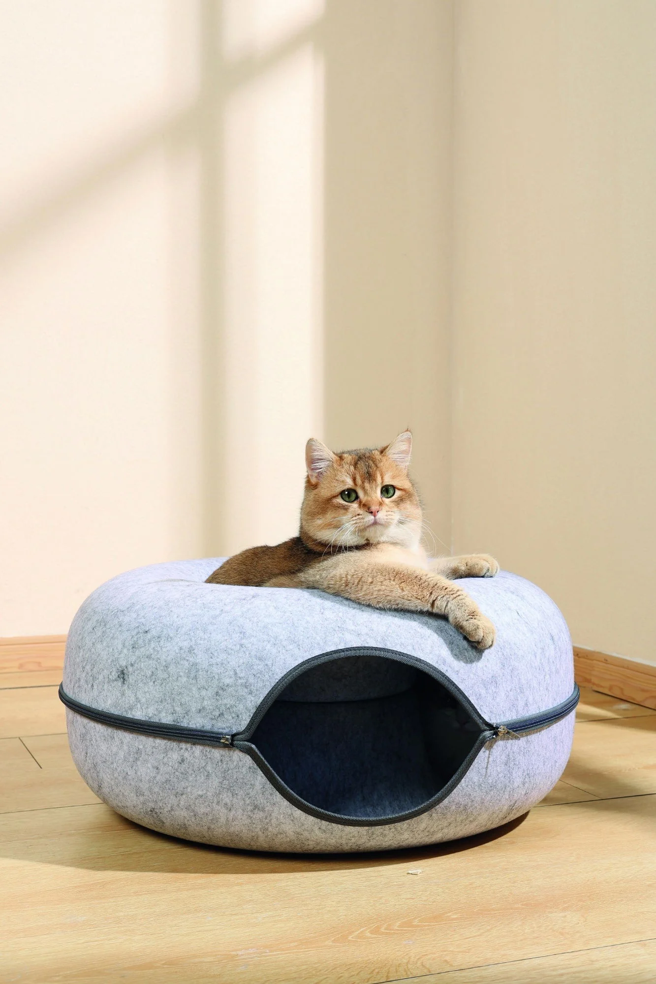 M-PETS Donut Tunnel Bed Medium - Image 2