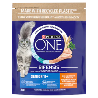 Purina One 11+ Dry Cat Food Rich In Chicken 750g
